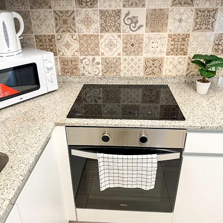 Laurel Del Pilar Comotucasa *