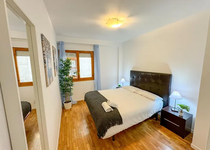 Laurel Del Pilar Comotucasa Daire *